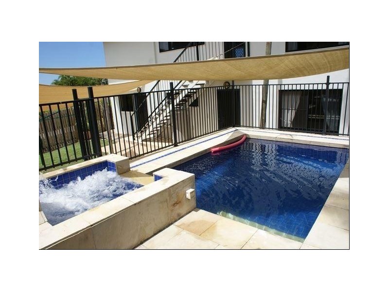 29 Holland Street, Wongaling Beach QLD 4852