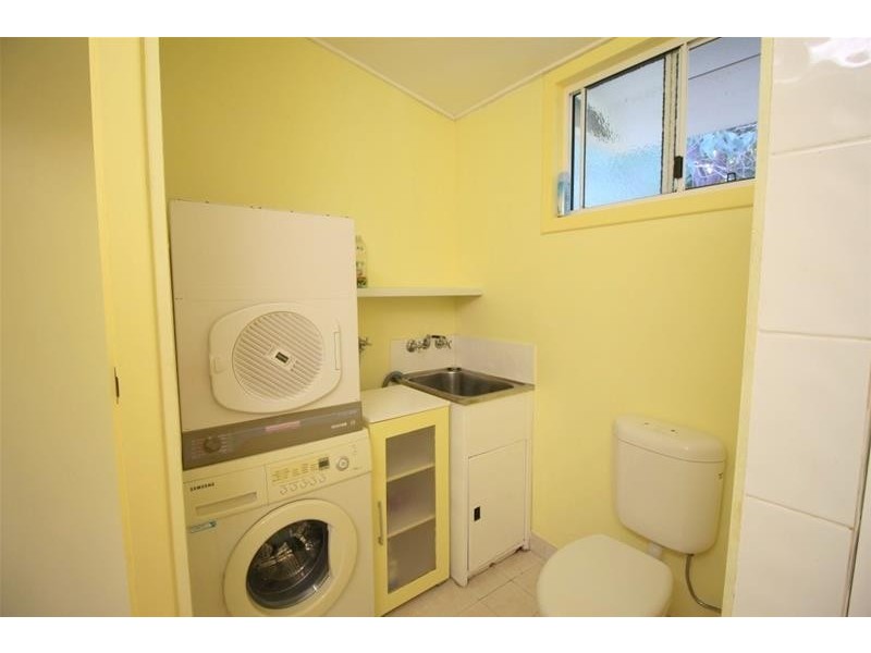 29 Holland Street, Wongaling Beach QLD 4852