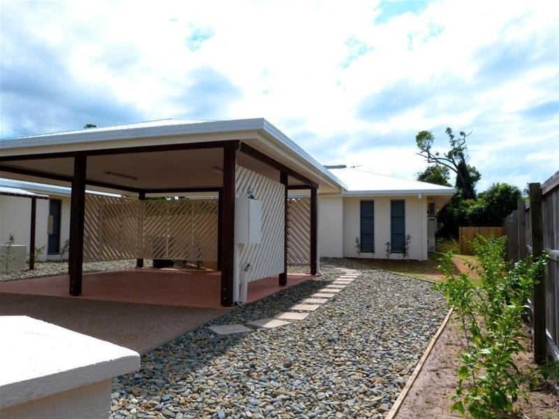 2/21 Shore Street, Wongaling Beach QLD 4852