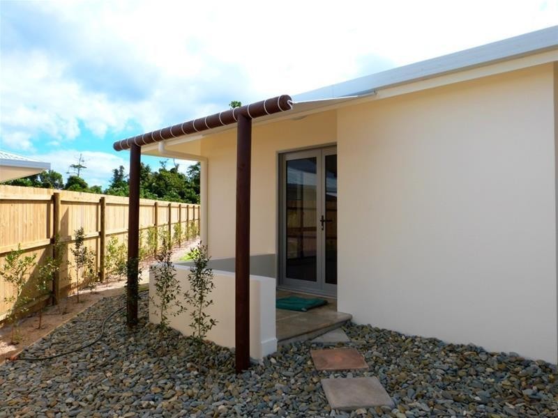 2/21 Shore Street, Wongaling Beach QLD 4852