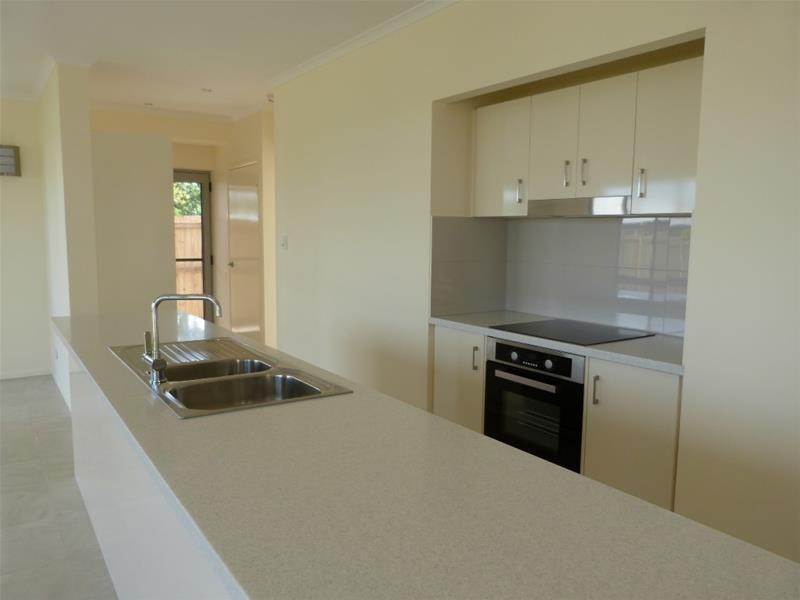 2/21 Shore Street, Wongaling Beach QLD 4852