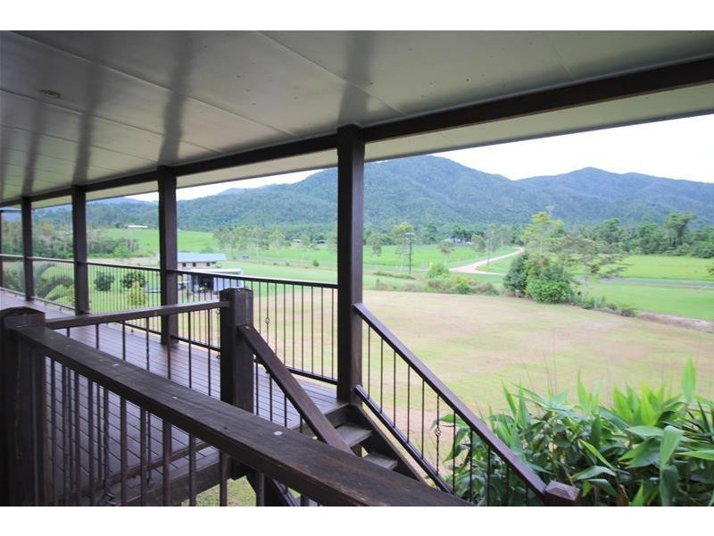 16 Stuart Drive, Feluga QLD 4854