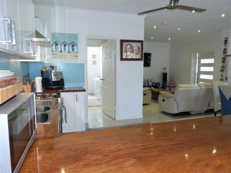 43 Mariner Drive, South Mission Beach QLD 4852