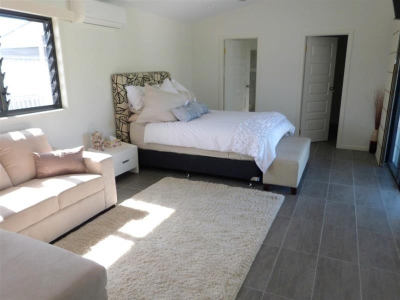 43 Mariner Drive, South Mission Beach QLD 4852