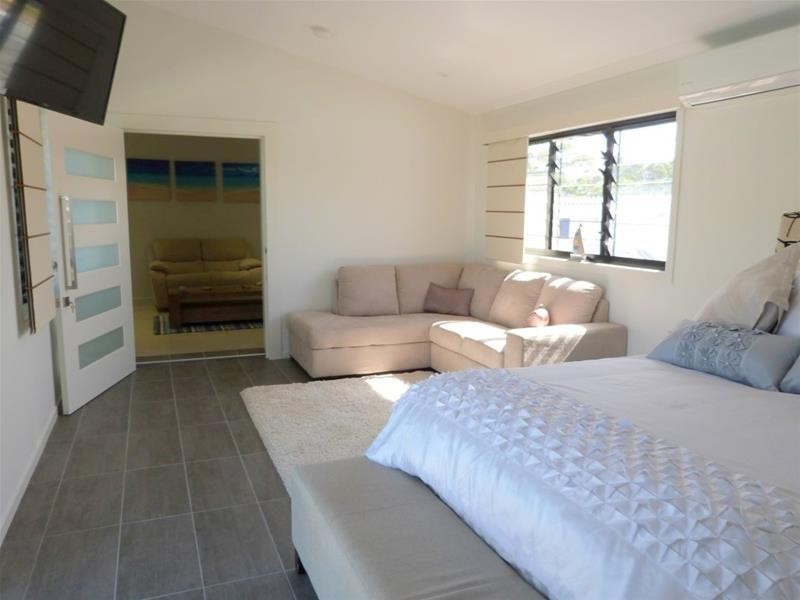 43 Mariner Drive, South Mission Beach QLD 4852