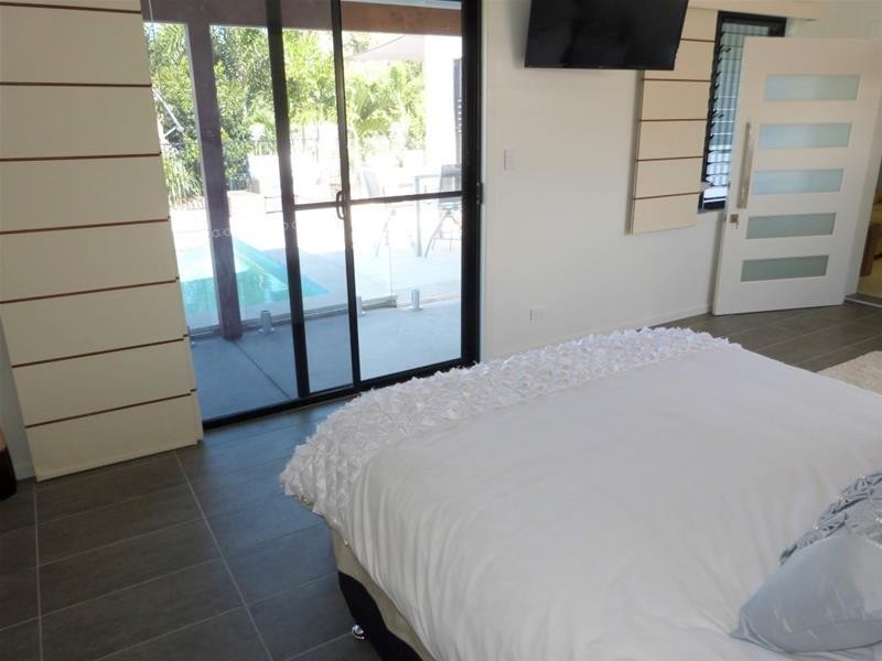 43 Mariner Drive, South Mission Beach QLD 4852