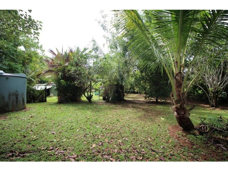 1235 Old Tully Road, Maadi QLD 4855