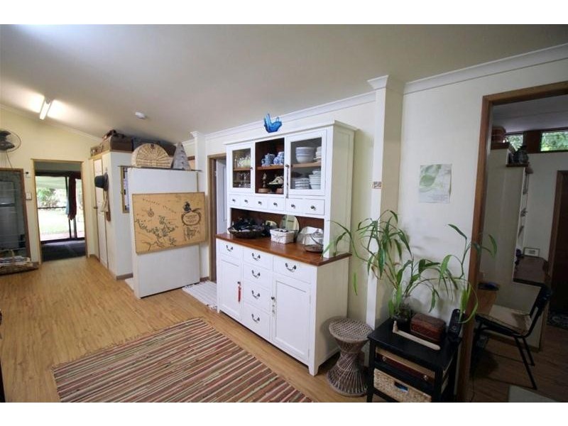 1235 Old Tully Road, Maadi QLD 4855