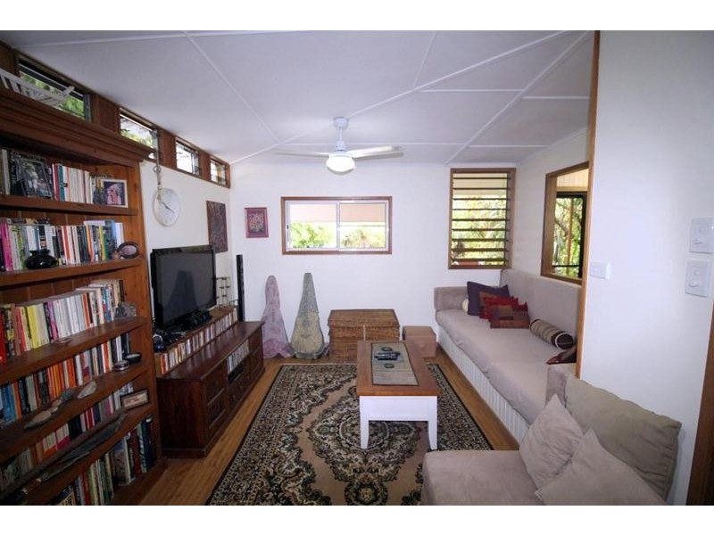 1235 Old Tully Road, Maadi QLD 4855