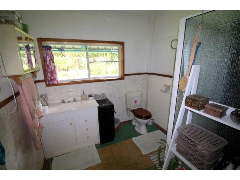 1235 Old Tully Road, Maadi QLD 4855