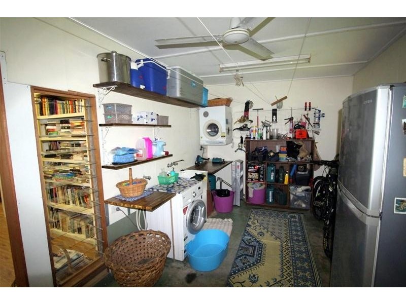 1235 Old Tully Road, Maadi QLD 4855