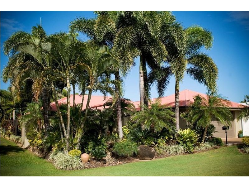 6 McNamara Street, Wongaling Beach QLD 4852