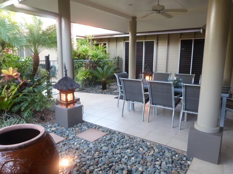 6 McNamara Street, Wongaling Beach QLD 4852