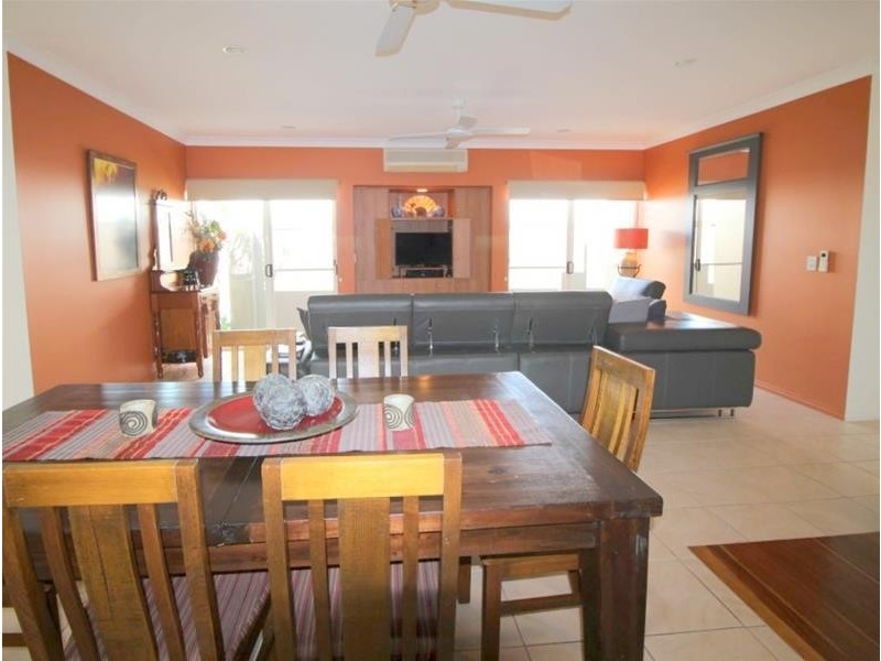 6 McNamara Street, Wongaling Beach QLD 4852