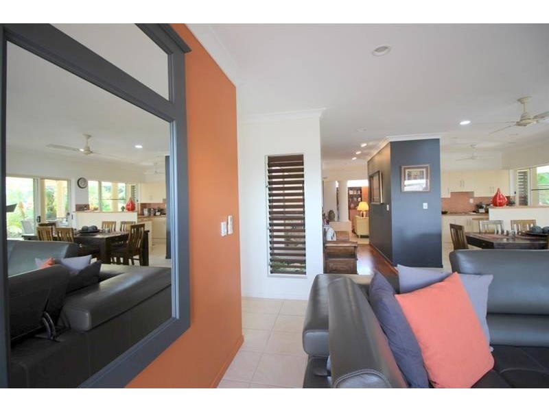 6 McNamara Street, Wongaling Beach QLD 4852