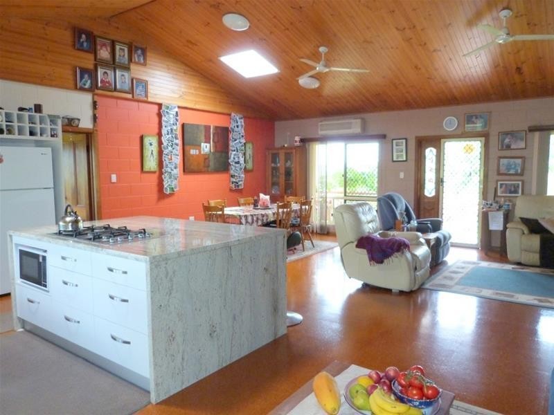 102 Hill Sixty Road, El Arish QLD 4855