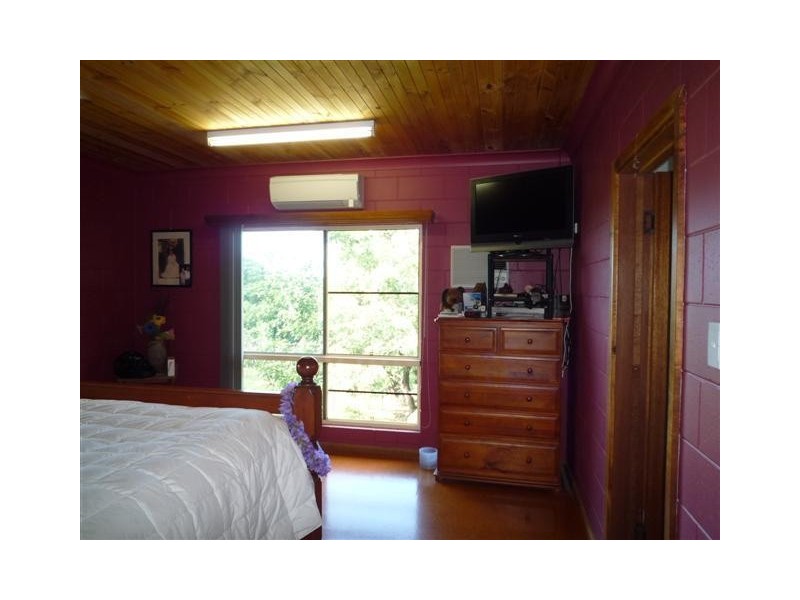 102 Hill Sixty Road, El Arish QLD 4855