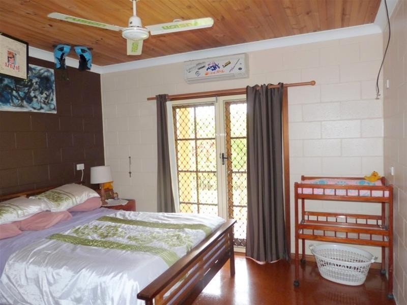 102 Hill Sixty Road, El Arish QLD 4855