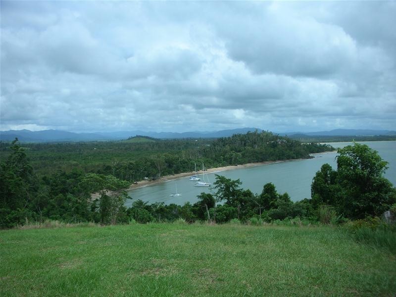 Mission Beach QLD 4852