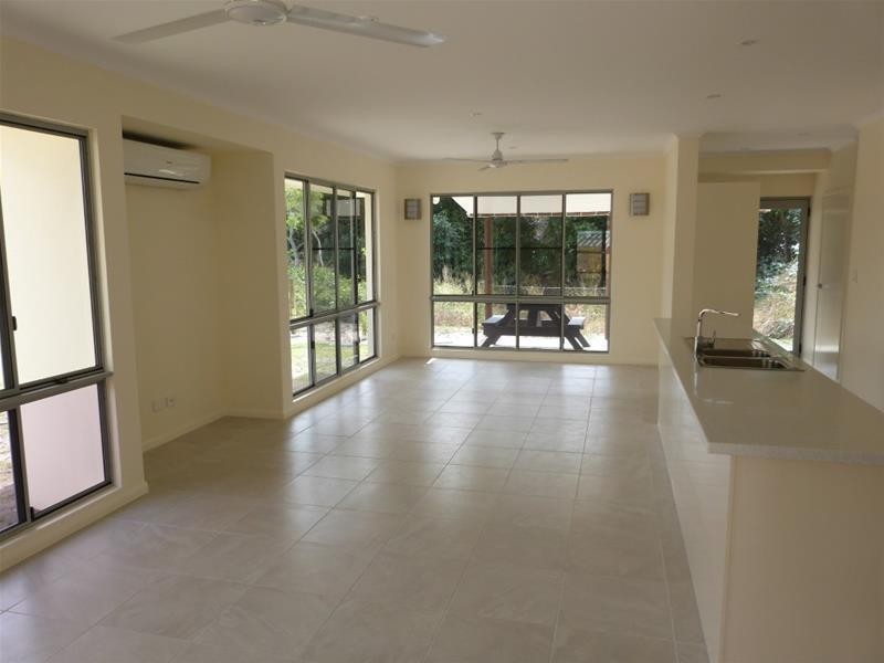 1/21 Shore Street, Wongaling Beach QLD 4852