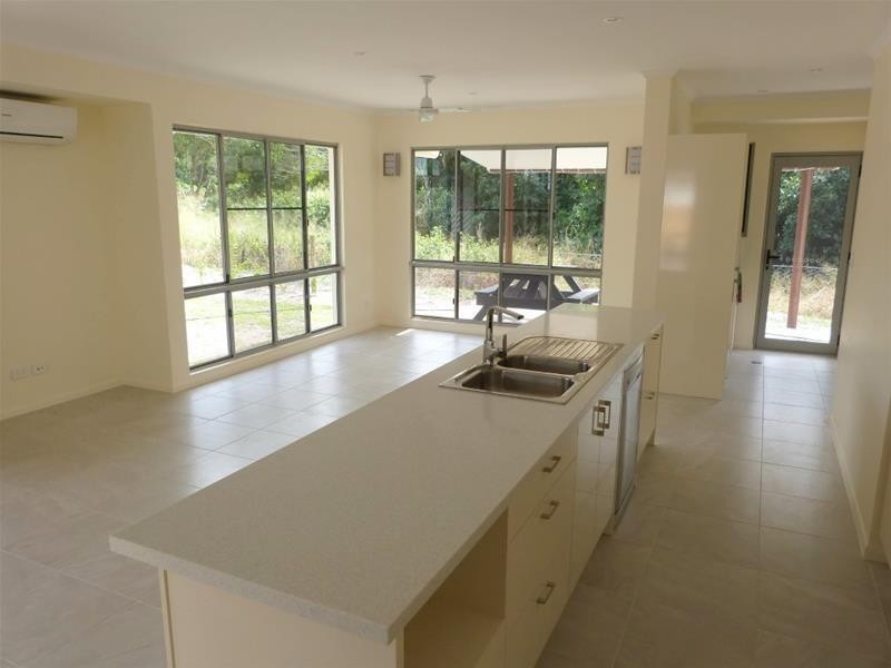 1/21 Shore Street, Wongaling Beach QLD 4852