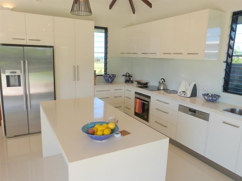 23 Rise Crescent, Mission Beach QLD 4852