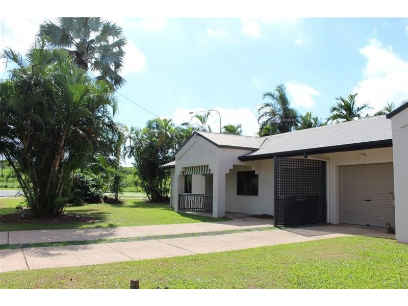 32 Seaview Street, Mission Beach QLD 4852