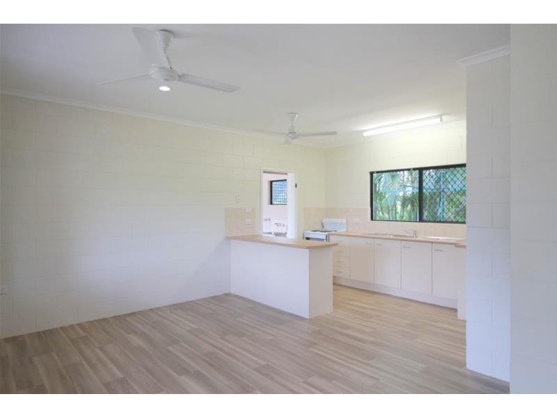 32 Seaview Street, Mission Beach QLD 4852