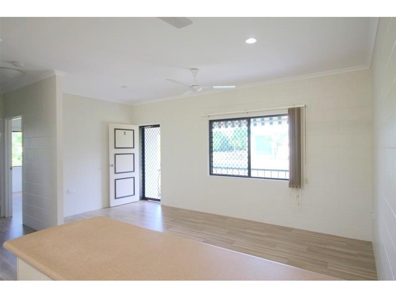 32 Seaview Street, Mission Beach QLD 4852