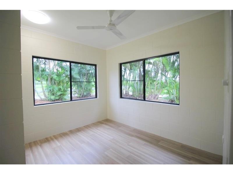 32 Seaview Street, Mission Beach QLD 4852