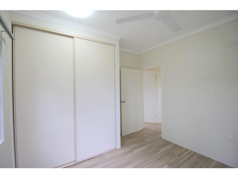 32 Seaview Street, Mission Beach QLD 4852