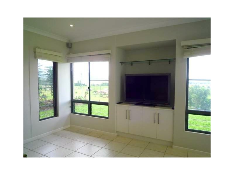 8 Stuart Drive, Feluga QLD 4854