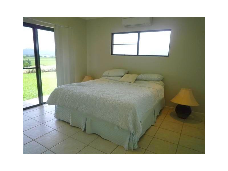 8 Stuart Drive, Feluga QLD 4854