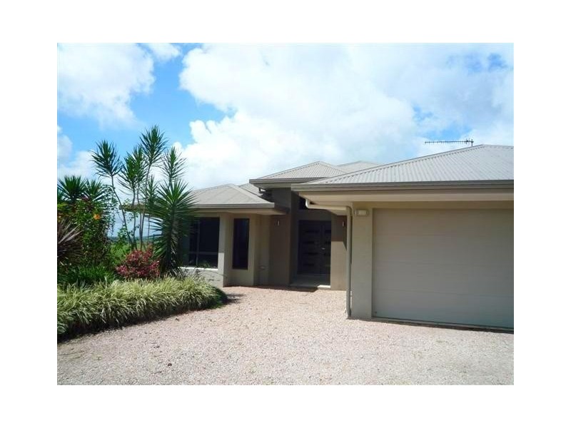 8 Stuart Drive, Feluga QLD 4854