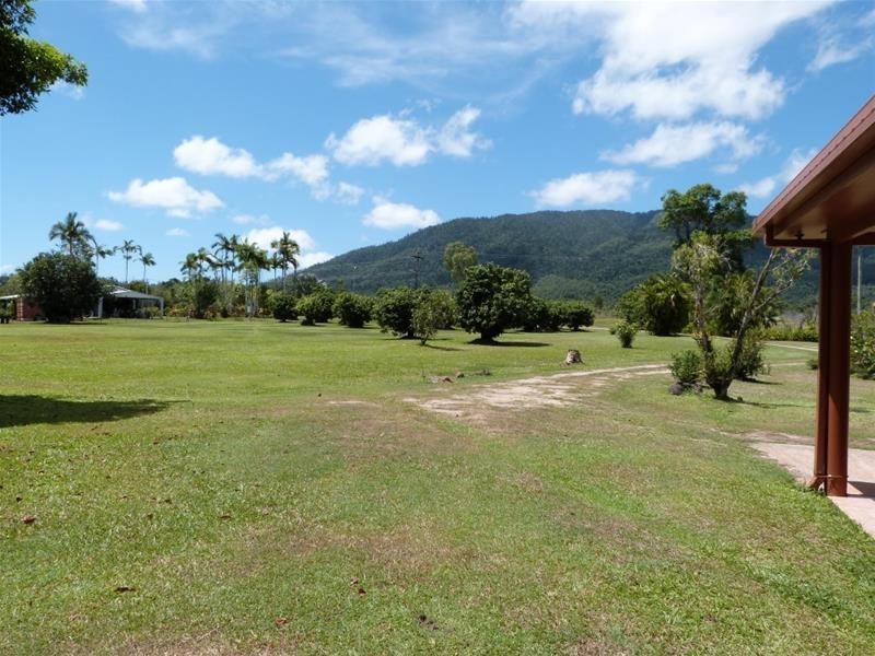 339 Tully Mission Beach Road, Merryburn QLD 4854