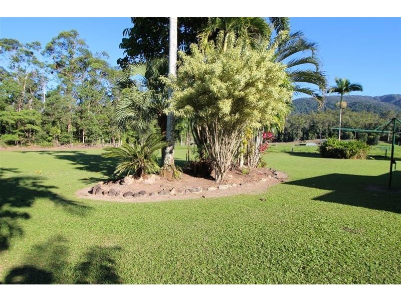 17 Lloyd Bell Road, Merryburn QLD 4854