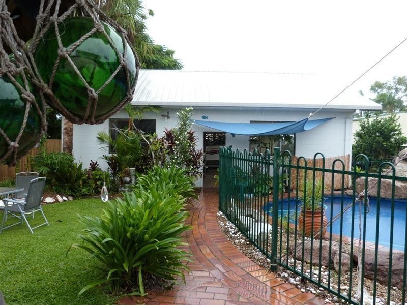 36 Wall Street, South Mission Beach QLD 4852