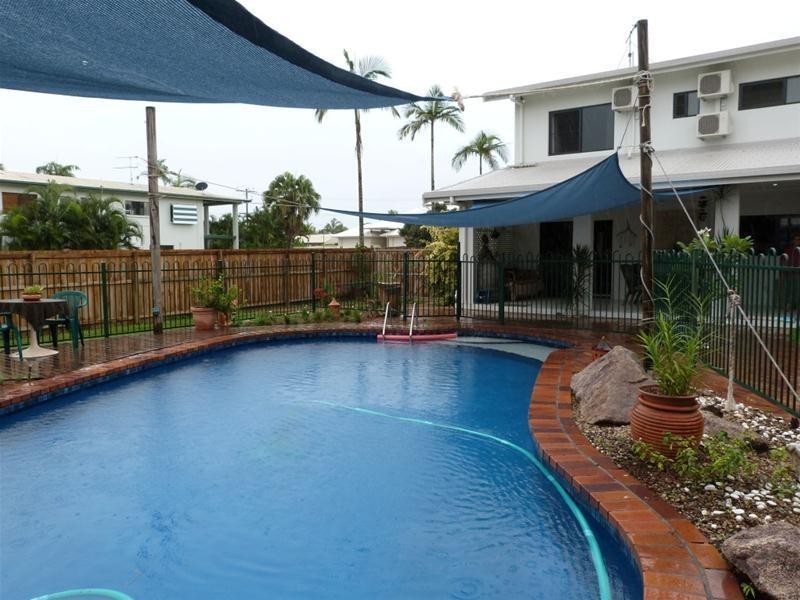 36 Wall Street, South Mission Beach QLD 4852