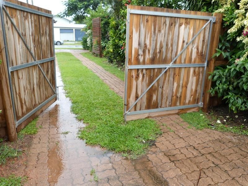 36 Wall Street, South Mission Beach QLD 4852