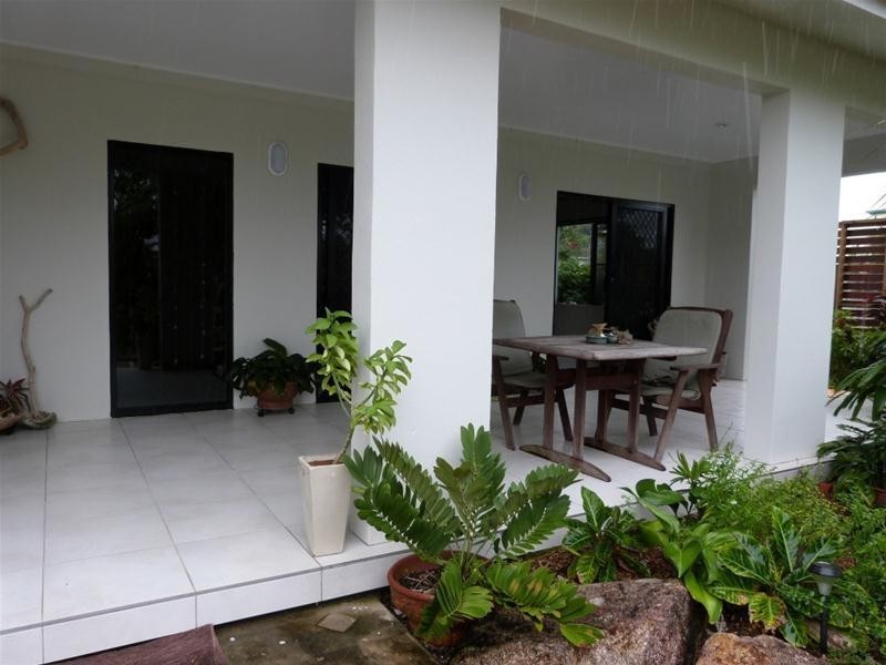 36 Wall Street, South Mission Beach QLD 4852