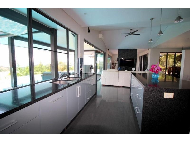 11/73 Explorers Drive, South Mission Beach QLD 4852