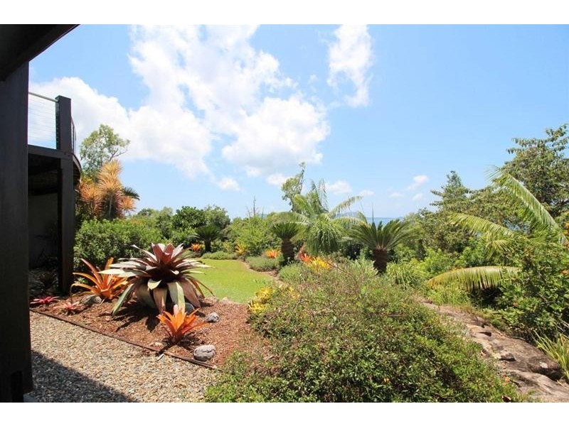 11/73 Explorers Drive, South Mission Beach QLD 4852