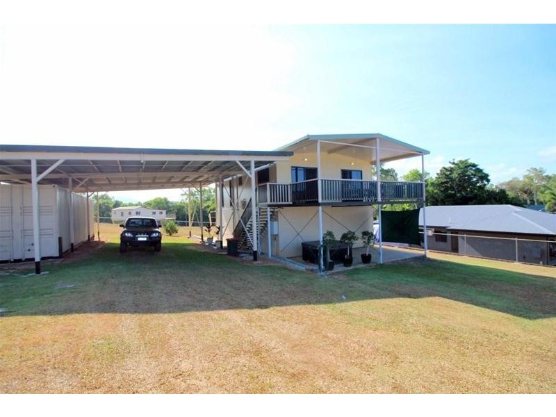 4 Riverside Terrace, South Mission Beach QLD 4852