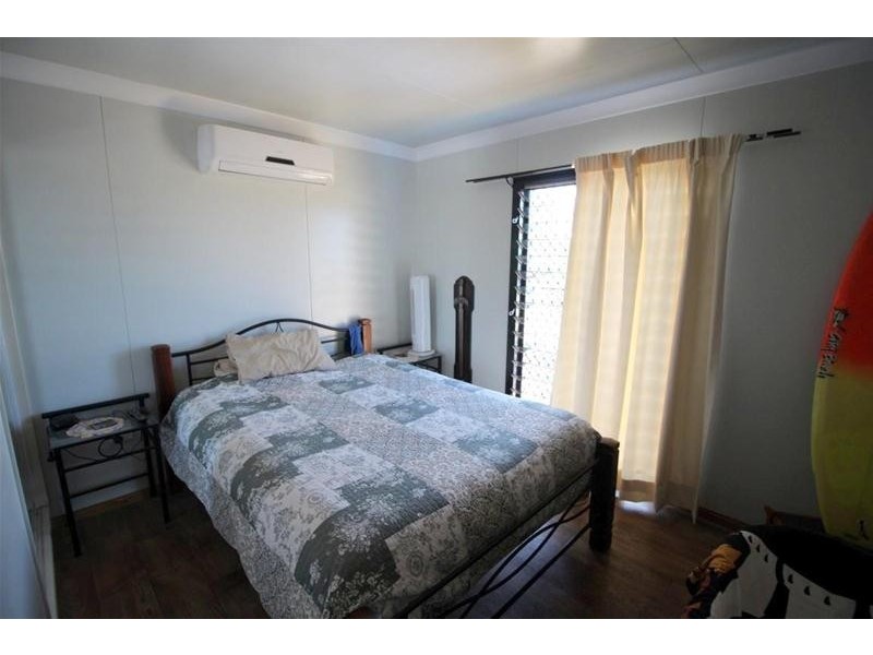 4 Riverside Terrace, South Mission Beach QLD 4852