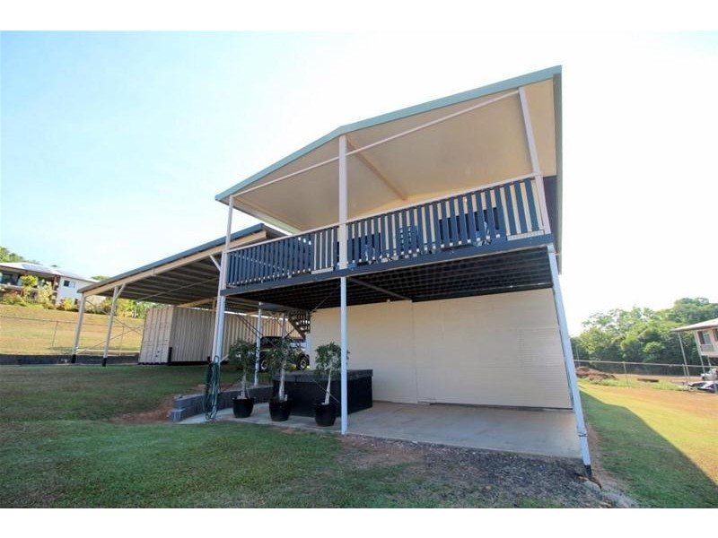 4 Riverside Terrace, South Mission Beach QLD 4852