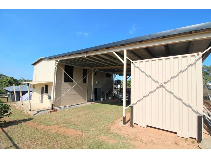 4 Riverside Terrace, South Mission Beach QLD 4852