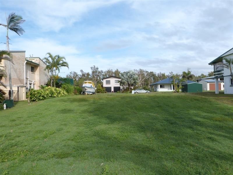 Lot 14, 68 Taylor Street, Tully Heads QLD 4854