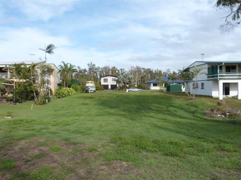 Lot 14, 68 Taylor Street, Tully Heads QLD 4854