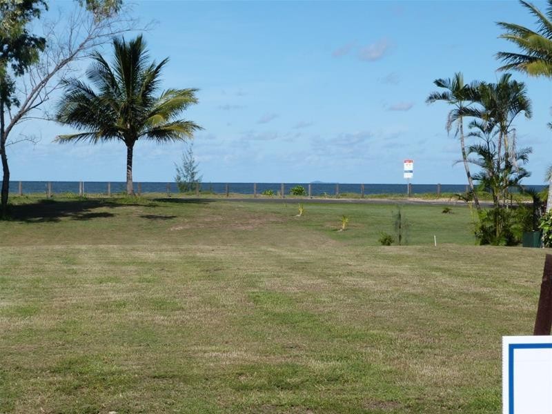 Lot 14, 68 Taylor Street, Tully Heads QLD 4854