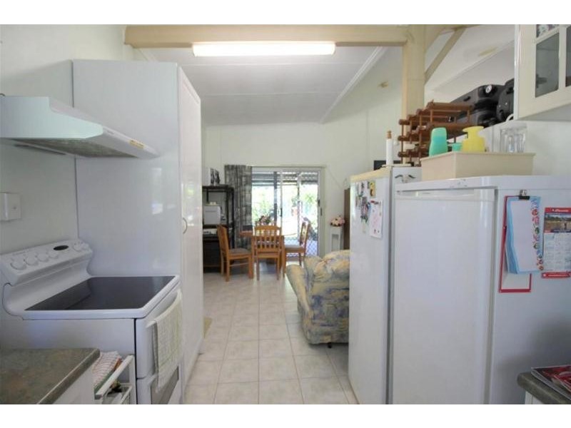 37 Paradise Palm Drive, Tully Heads QLD 4854